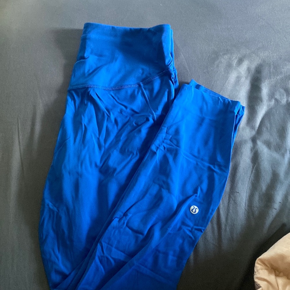 Lululemon Base Pace Tights in Blue